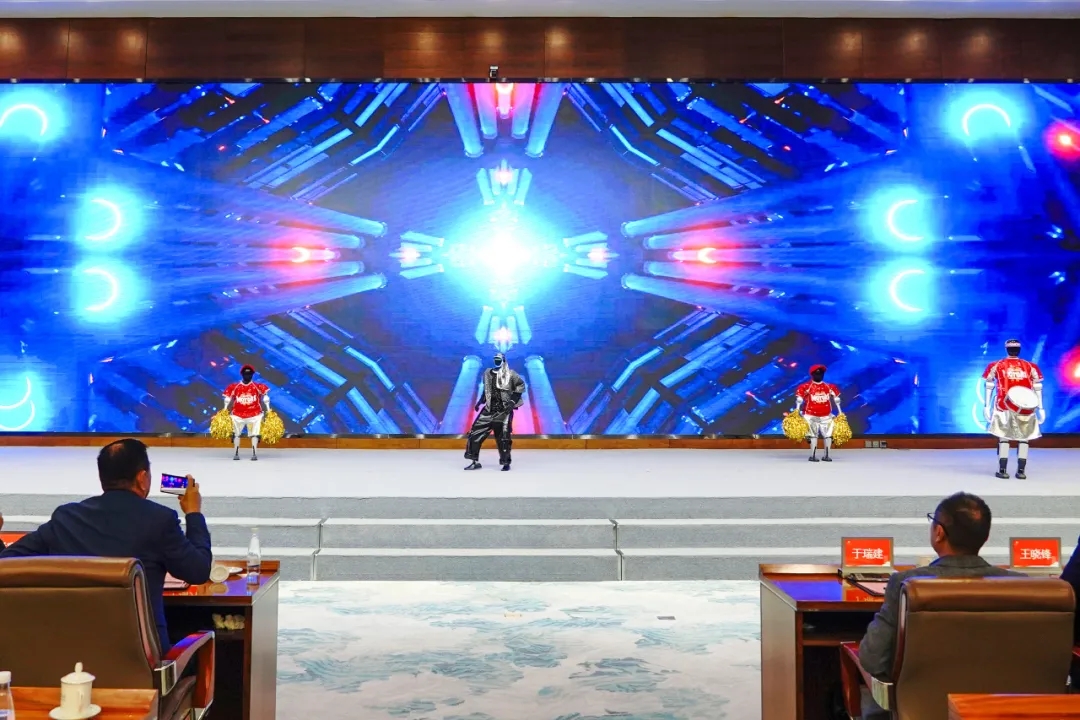 驭智创变 数启新程|智慧产业集团2025年度总结暨2026年创新启动大会顺利召开 驭智创变 数启新程|智慧产业集团2025年度总结暨2026年创新启动大会顺利召开